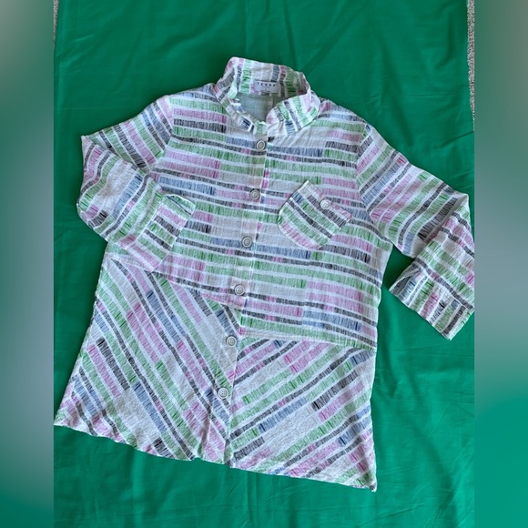 TERRA SJ Apparel  Size S 3/4 Sleeve Button Down collared asymmetrical pockets - Picture 2 of 8